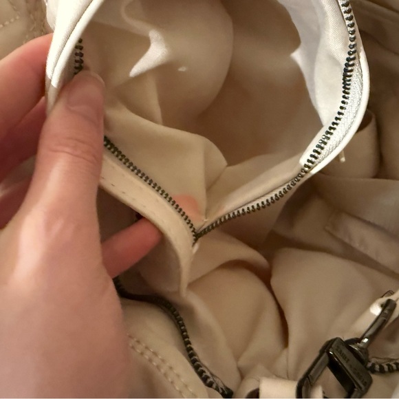 Saint + Sofia Cream Quilted Tote Bag - Picture 3 of 5